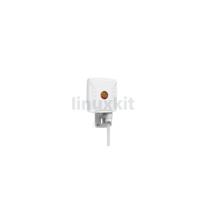Poynting XPOL-1-5G 4x4 MIMO cross polarised antenna